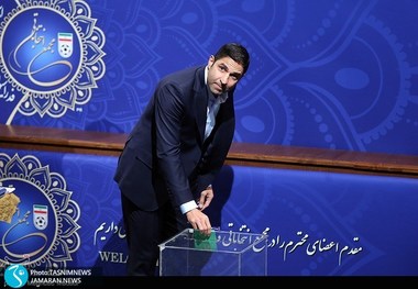 وحید هاشمیان: منافع برخی در رفتن ما و آمدن کی‌روش بود/ فاسدها آینده‌نگری می‌کنند بازهم در فوتبال بمانند/ نظر واقعی و فنی‌ام را درباره تیم ملی بگویم، کدورت به وجود می‌آید