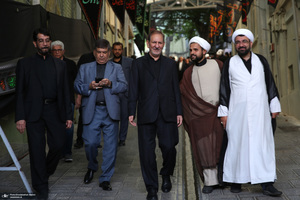 مراسم تشییع مرحوم آیت الله آقای حاج شیخ حسین هاشمیان در حسینیه جماران -2