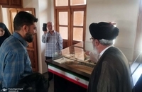 بازدید گردشگران نوروزی از بیت و زادگاه حضرت امام (س) در شب عید سعید فطر + تصاویر