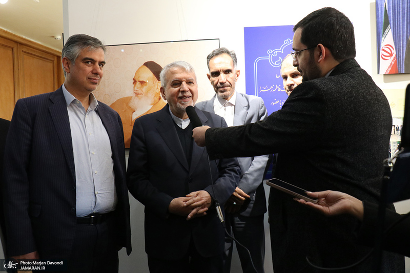 بازدید وزیر میراث فرهنگی از نمایشگاه هفته فرهنگی «بر آستان آفتاب»