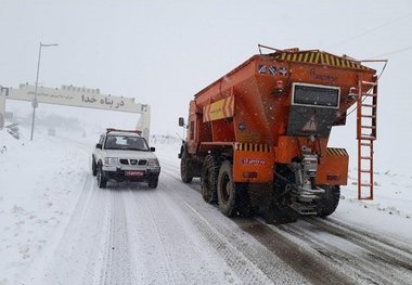 بارش باران و برف بهاری در برخی محورهای استان تهران