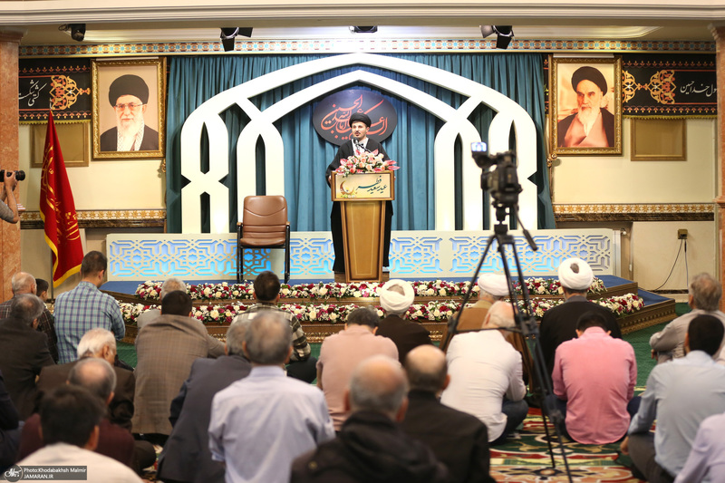 نماز عید سعید فطر در حسینیه شماره 2 جماران