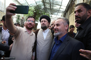 حضور سید حسن خمینی در مرحله دوم انتخابات ریاست جمهوری چهاردهم