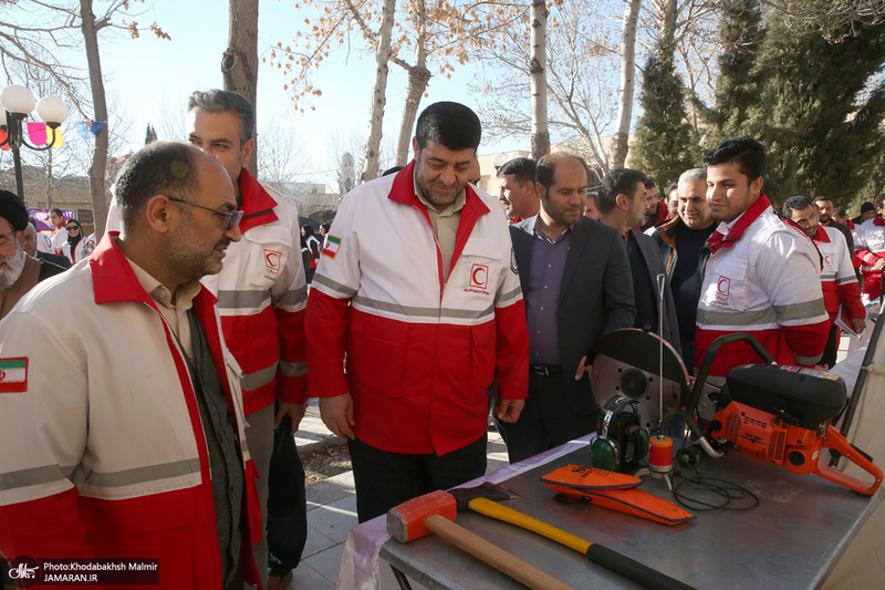 بازدید رئیس جمعیت هلال‌احمر  از بیت تاریخی حضرت امام در خمین