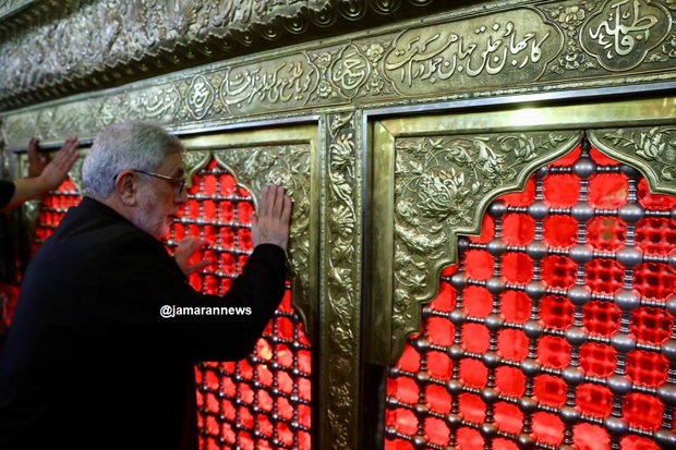 حضور سردار قاآنی در مراسم بزرگداشت رهبر شهید در امام زاده علی اکبر چیذر