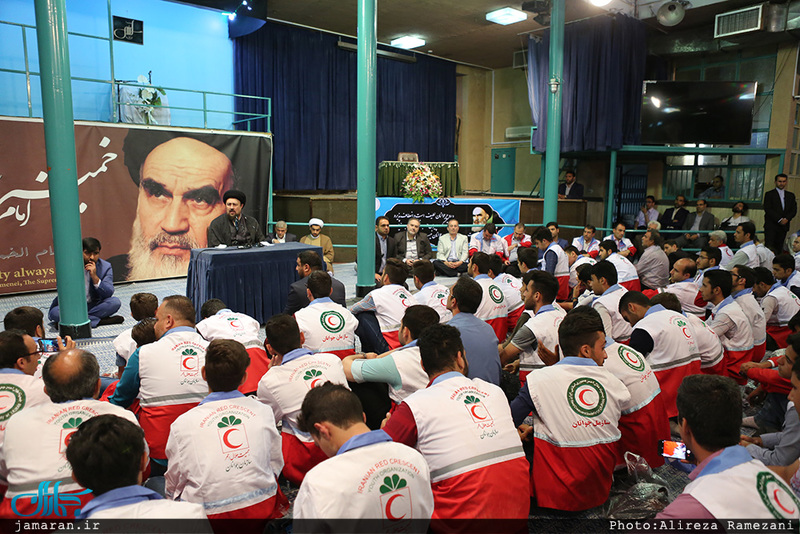 تجدید میثاق جوانان هلال احمر با آرمان های حضرت امام و دیدار با سید حسن خمینی
