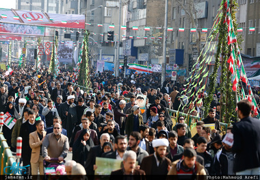 مراسم راهپیمایی یوم الله 22 بهمن در سراسر کشور آغاز شد