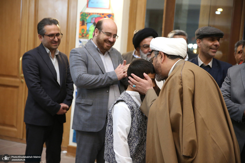 آئین افتتاح سومین هفته فرهنگی «بر آستان آفتاب» در بیت تاریخی امام