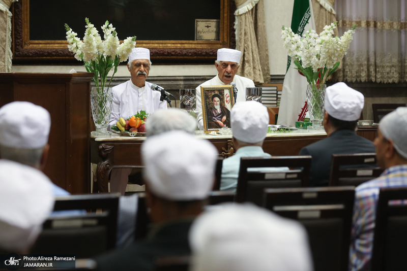 مراسم بزرگداشت امام خمینی(س) در آدریان زرتشتیان