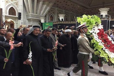 Devotes from neighboring Iraq pay allegiance to Imam Khomeini's ideals