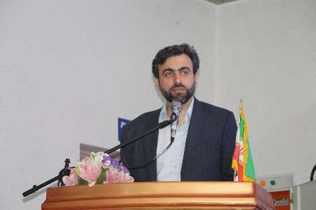 هنر، مفاهیم اصیل انسانی و اسلامی را به نسل جدید منتقل می کند