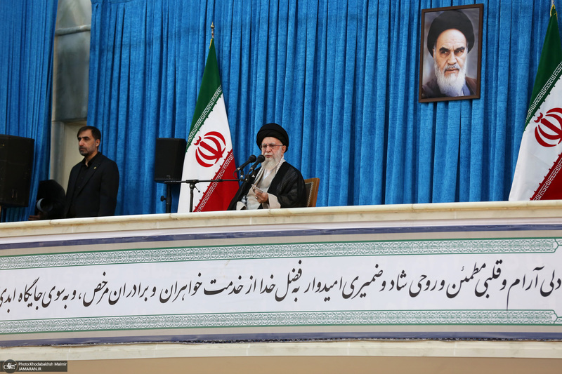 حضور شخصیت‌های سیاسی و مسئولان کشوری و لشکری در مراسم سالگرد ارتحال حضرت امام خمینی (س) -3