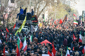  حضور میلیون ها تهرانی در تشییع پیکر مطهر سردار قاسم سلیمانی - 9 