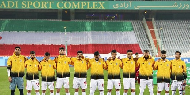 حاشیه| ایران با کیت قدیمی در بازی بدرقه/ حضور مهمانان خارجی در ورزشگاه آزادی