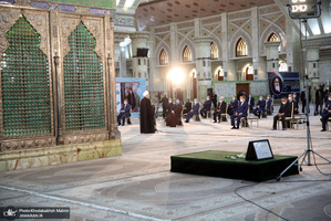 تجدید میثاق رئیس جمهور و اعضای هیأت دولت با آرمان‌های حضرت امام(س)