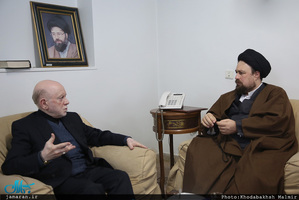 دیدار جمعی از اعضای شورای مرکزی حزب مؤتلفه با سید حسن خمینی 