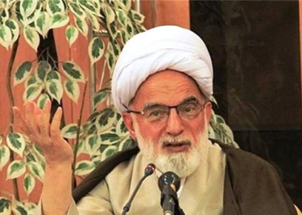 13 آبان تابلوی عشق ملت ایران به آرمان های انقلاب است