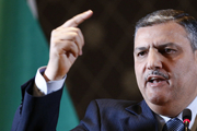 رئیس هیأت عالی مذاکرات سوریه استعفا داد