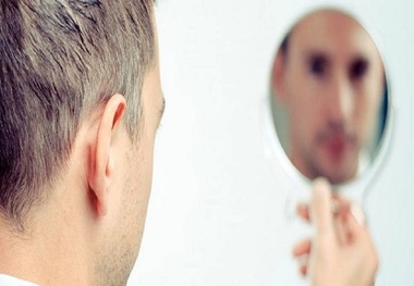 نشانه های کمبود ویتامین روی صورت شما