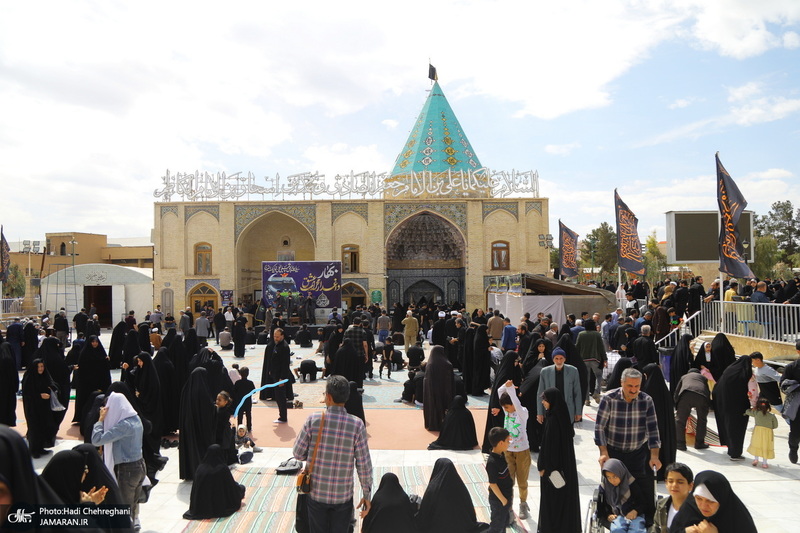 مراسم تحویل سال نو در گلزار شهدای قم‎