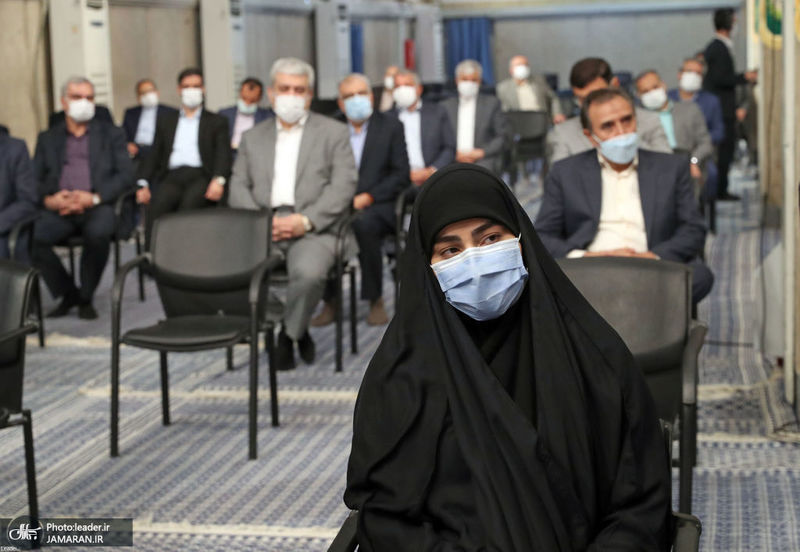 دیدار میهمانان کنفرانس وحدت اسلامى‌ و جمعی از مسئولان نظام با رهبر معظم انقلاب