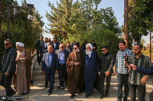 بازدید سید محمد خاتمی از باغ دولت آباد یزد