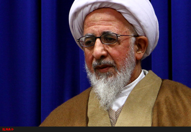 فضای‌مجازی به نظر من مجازی نیست بلکه حقیقی است  بانک‌های ربوی و رباخواری خانمان‌سوز است  از ملت فقیر نمی‌توان انتظار مقاومت داشت