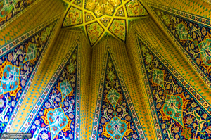 آرامگاه باباطاهر همدان