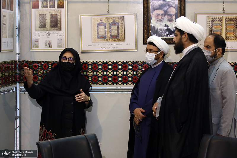 بازدید رئیس مؤسسه تنظیم و نشر آثار امام خمینی (س) از نمایشگاه قرآن