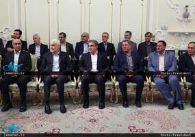 دکتر روحانی در دیدار عیدانه جمعی از وزرا،استانداران و مدیران دستگاههای اجرایی