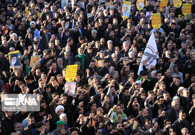 آیین وداع با سردار سلیمانی در مصلای کرمان لغو شد