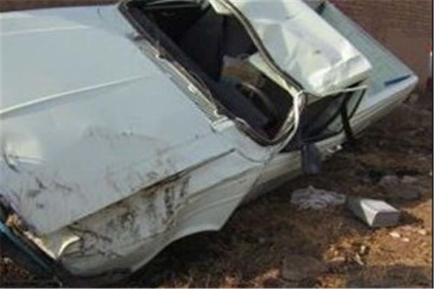 واژگونی وانت پیکان در تاکستان یک کشته برجای گذاشت