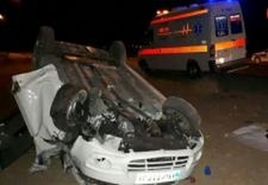 یک کشته در واژگونی خودرو سواری در محور رازقان