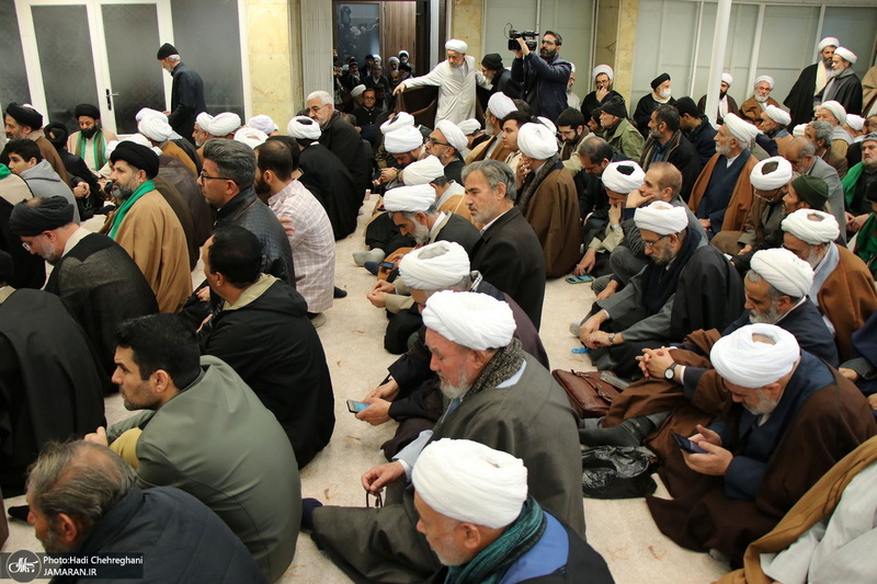 عمامه گذاری طلاب در روز عید مبعث توسط مراجع عظام تقلید‎‎