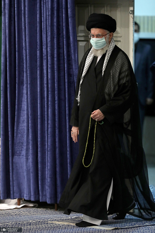 اولین شب مراسم عزاداری حضرت اباعبدالله الحسین (ع) در حسینیه امام خمینی