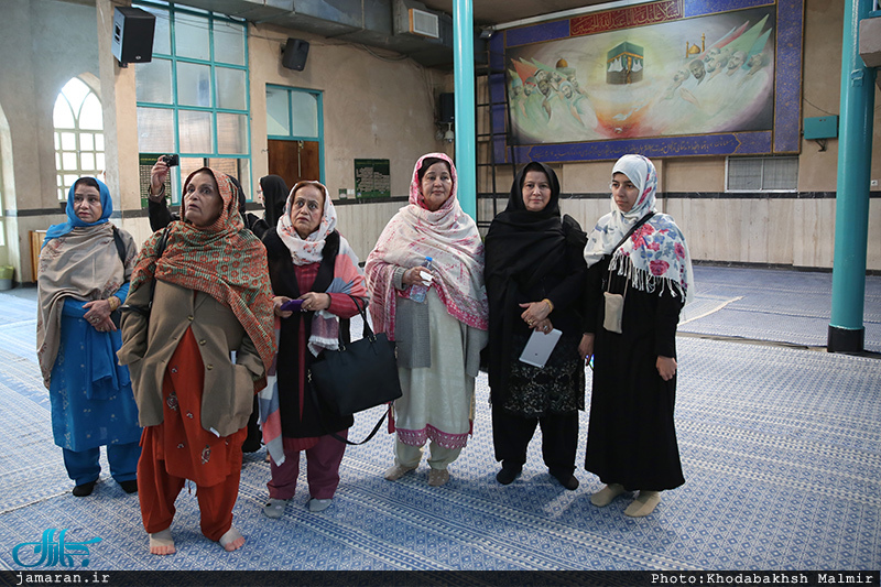 بازدید جمعی از شاعران پاکستانی از جماران