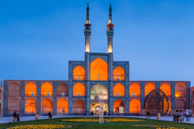 گردشگری و صنایع دستی، ظرفیت عظیم استان یزد در رویش اقتصادی