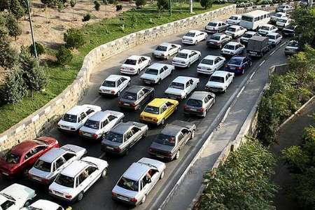 تردد سه میلیون خودرو از جاده های همدان