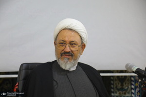 اهدا آثار برتر خوشنویسان به موسسه تنظیم و نشر آثار امام خمینی (س) نمایندگی قم