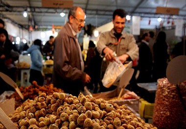 نمایشگاه عرضه مستقیم کالا در مشهد برپا شد