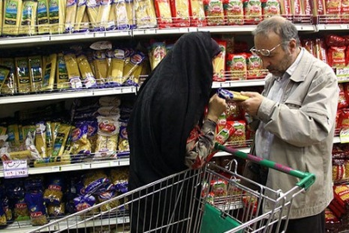 
توزیع ۲۱۳۰۰۰ بسته موادغذایی در مناطق محروم در روز عید غدیر