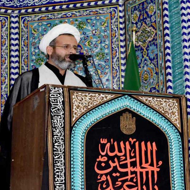 امام جمعه موقت بهاباد: شناسنامه هویت شخصی هر فردی است