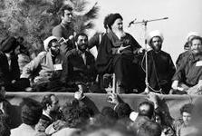 رژیم سلطنتی خلاف حقوق بشر است