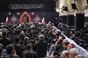 دومین شب مراسم عزاداری حضرت اباعبدالله الحسین (ع) در حسینیه امام خمینی