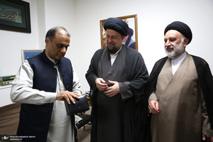دیدار سفیر پاکستان با آیت الله سید حسن خمینی