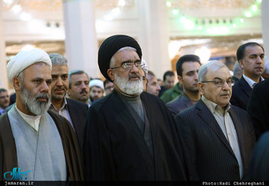 آیین خطبه خوانی همزمان با آغاز دهه فجر در حرم کریمه اهل بیت(س)