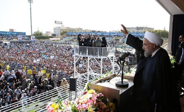 روحانی: نگذاریم خواسته آمریکا از حنجره عده‌ای خاص برآورده شود