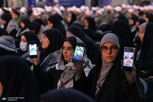 گردهمایی سراسری بسیج دانشجویی و طلاب در حرم مطهر امام خمینی (س) - 1