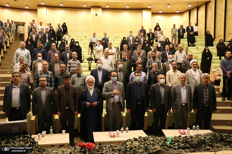 حضور معاون رئیس جمهور و رئیس بنیاد شهید و امور ایثارگران در بیت تاریخی امام در خمین