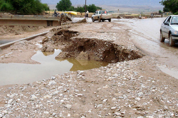 بازگشایی راه روستاهای گرفتار سیل در سیستان و بلوچستان